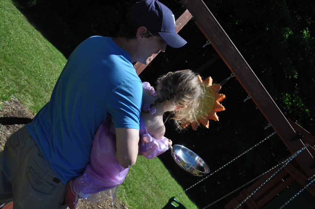 Tangled Pinata