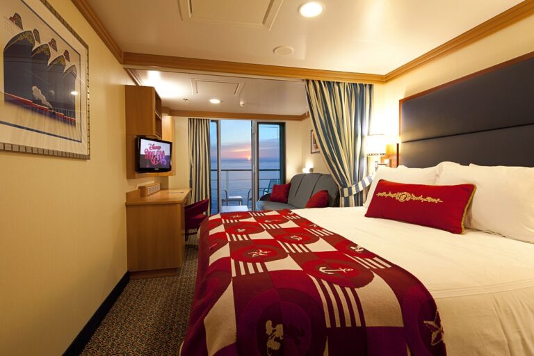 Choosing Your Stateroom + Your Disney Cruise Packing List | #DisneyCruise Series Part 3