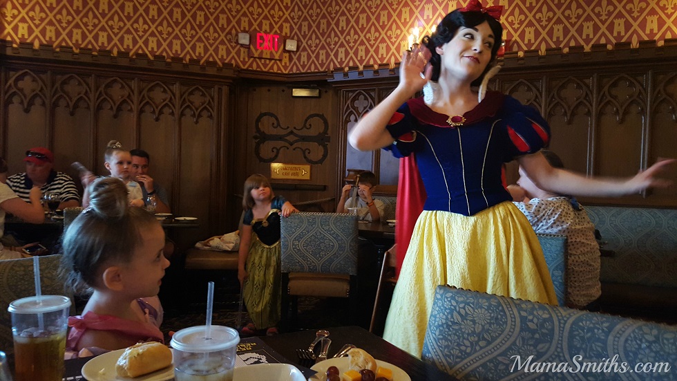 cinderellas-royal-table