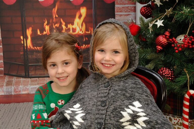 Save on Gorgeous Holiday Photos with Portrait Innovations