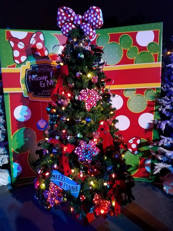 mickey-minnie-tree