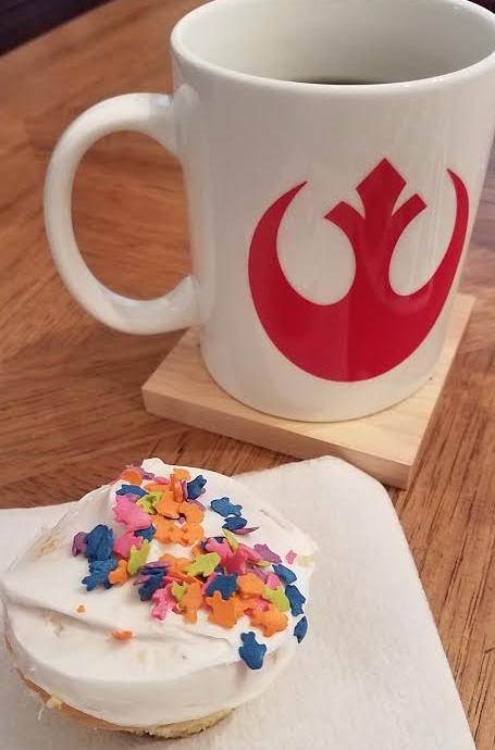 team rebel cupcakes