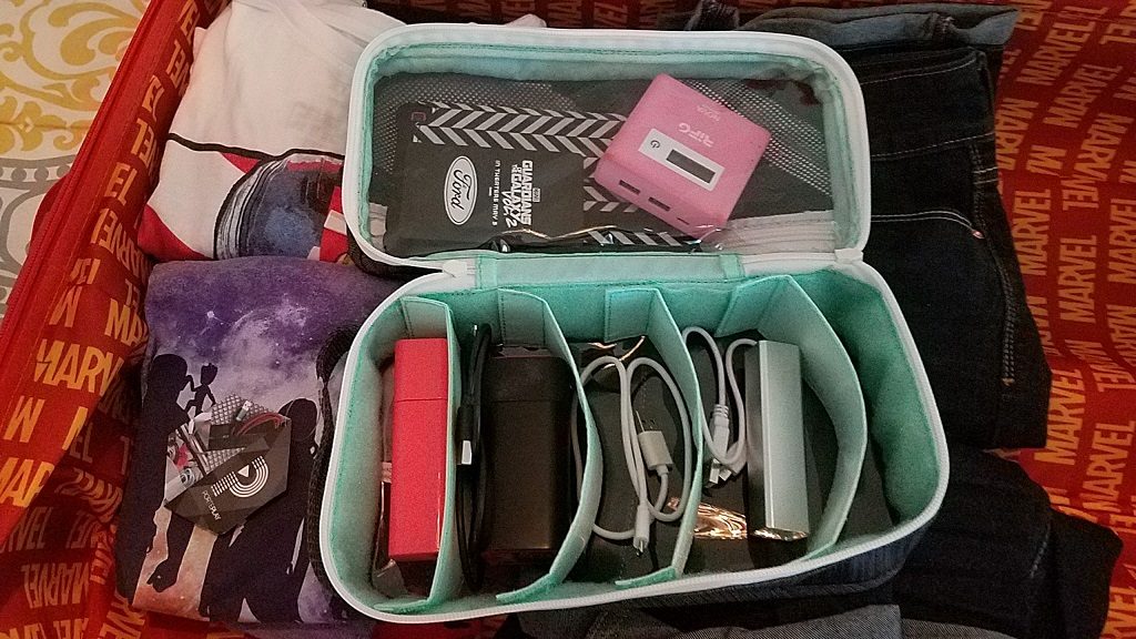 Porte Play Organizer