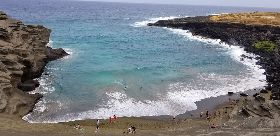 5 Things Every Couple Needs To Do On The Big Island of Hawaii | #Hawaii Green sand beach Hawaii Big Island