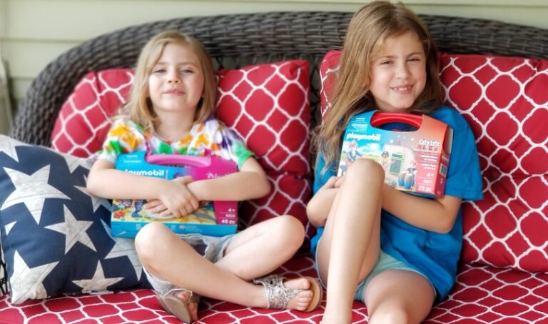 Easy On-the-Go Play with PLAYMOBIL Carry Cases