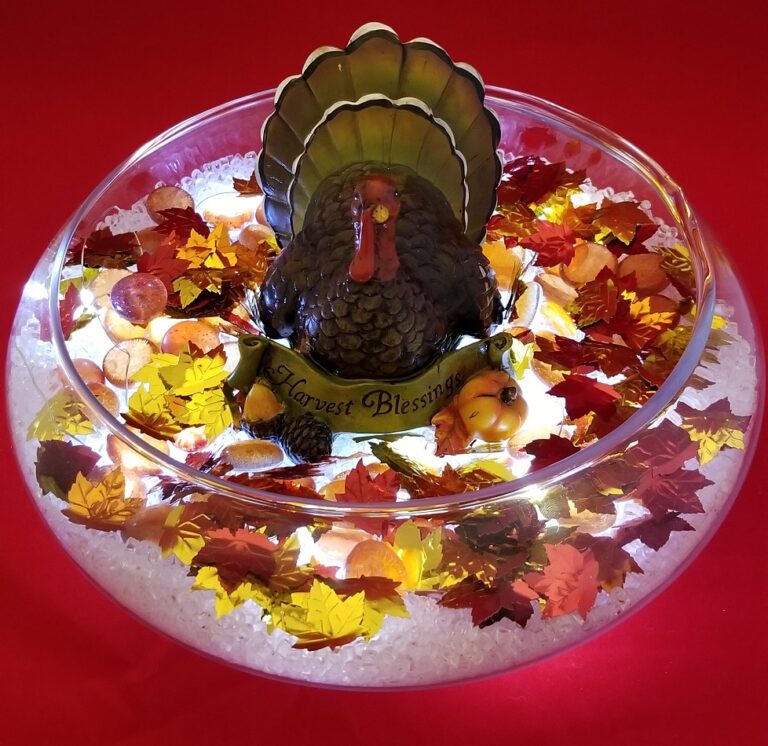 Easy & Festive DIY Thanksgiving Centerpiece