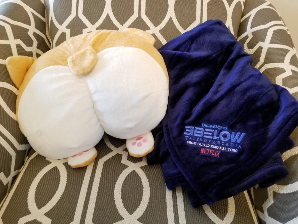3below tales of arcadia blanket and pillow
