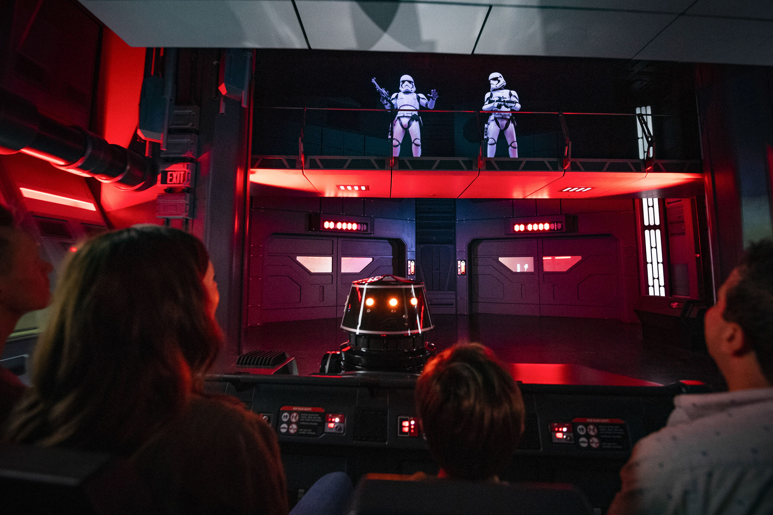 Star Wars: Galaxy's Edge NEW RIDE Rise of The Resistance REVIEW