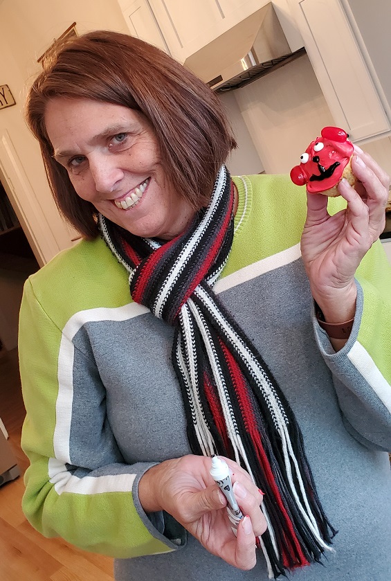 Clifford the Big Red Dog Cupcakes