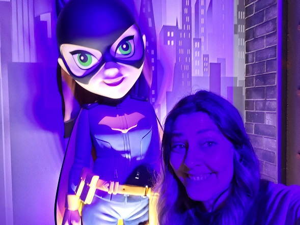 funko hollywood batgirl