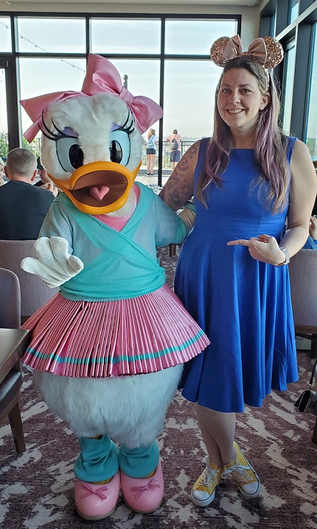 Topolino's Terrace Daisy Duck
