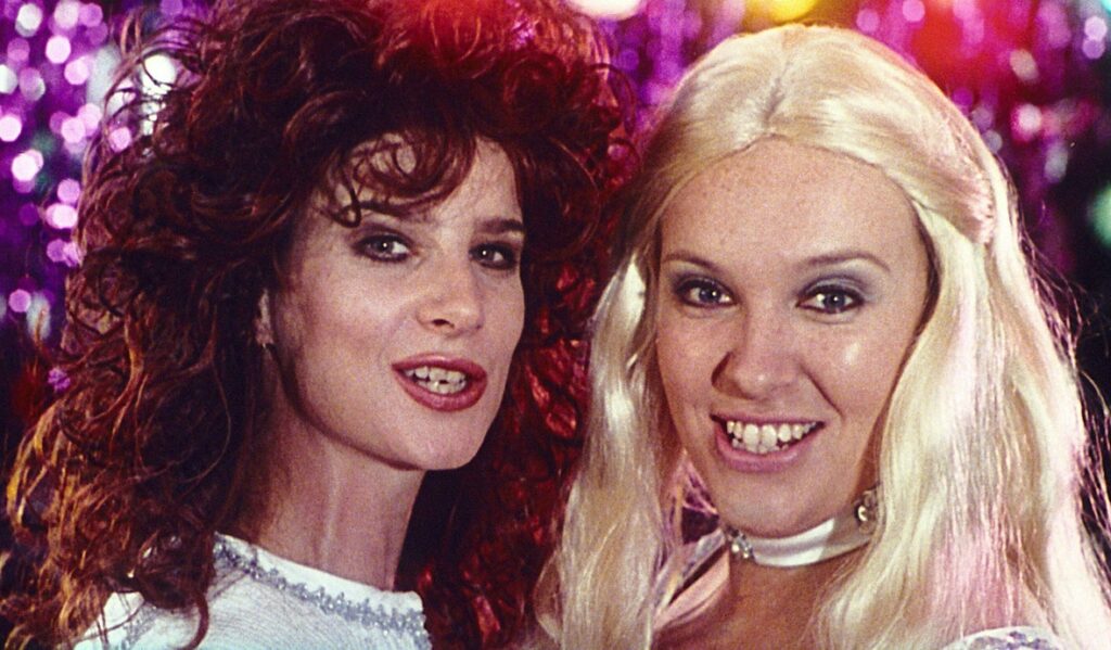 alternative valentine's day movies muriels wedding