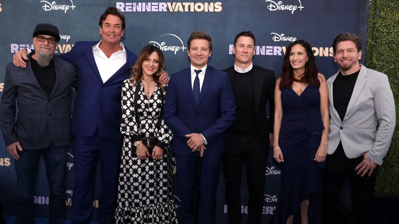 Rennervations Jeremy Renner interview premiere