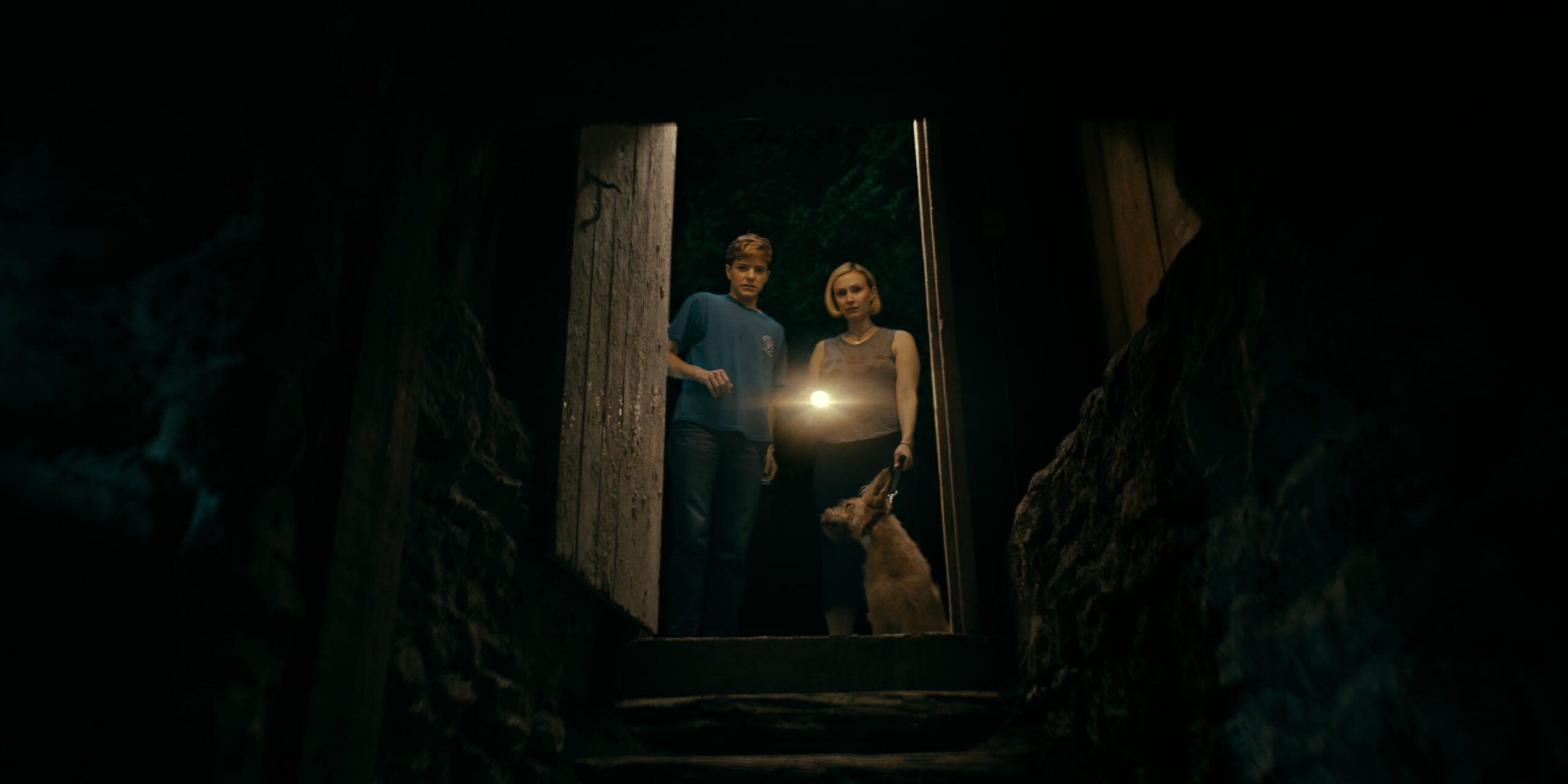 Wayward Season 1 Review: Eerie, Twisted, Brilliant.