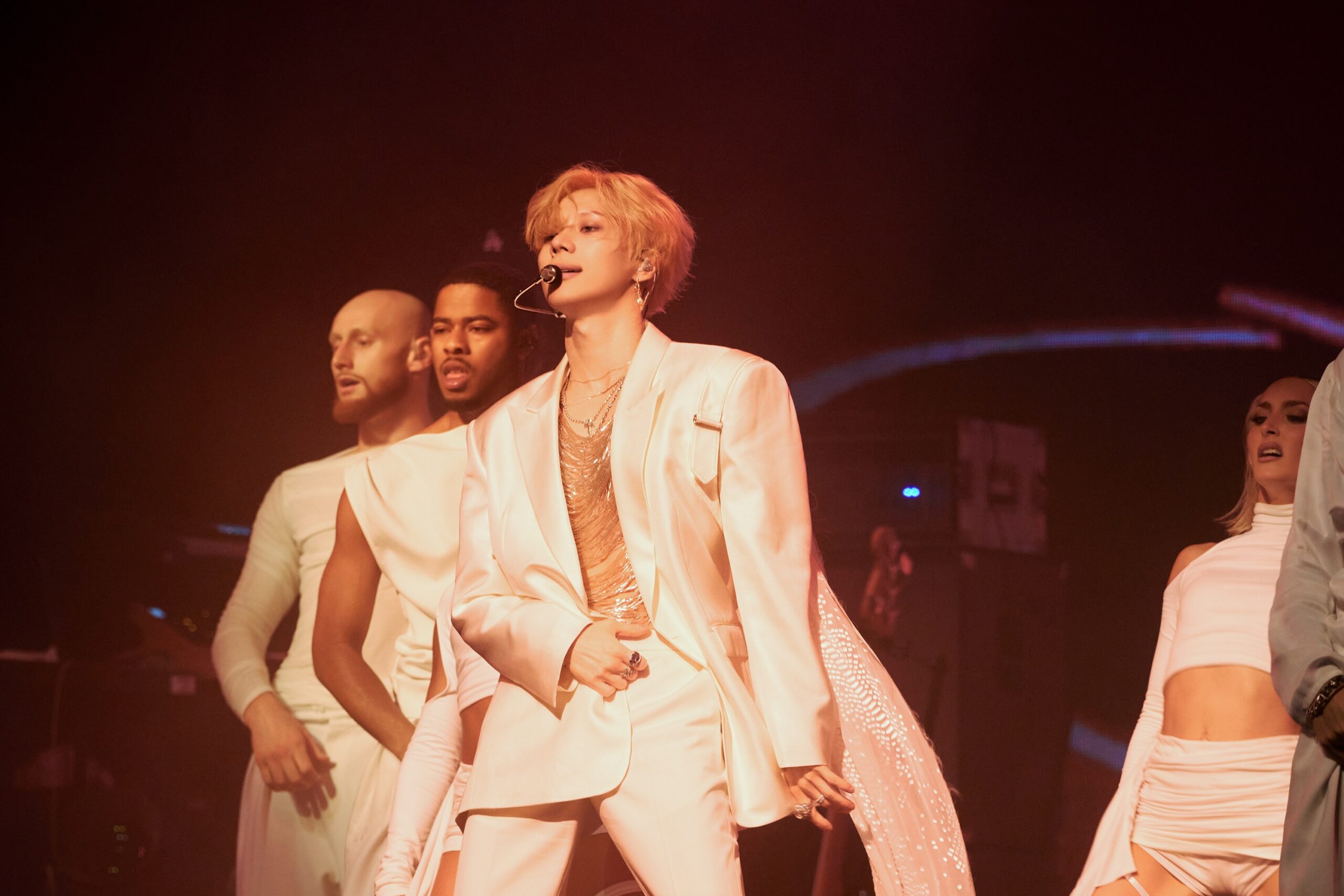 TAEMIN Enters U.S. Top 40 Radio Airplay Charts TAEMIN Conquers Coachella: New Pop Star Emerges