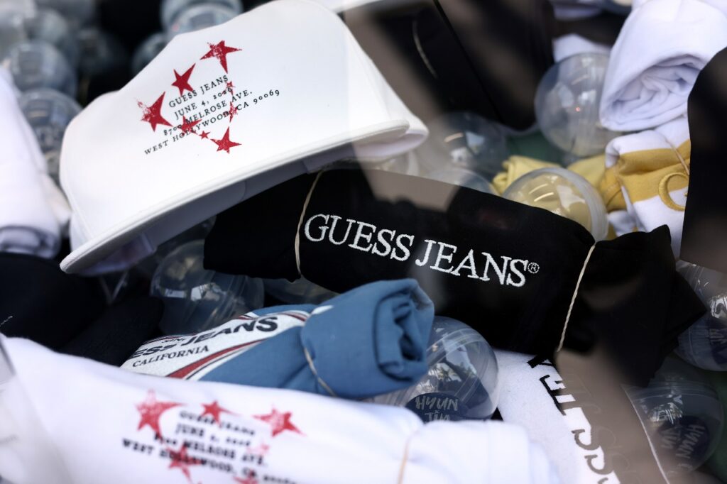 HYUNJIN OF STRAY KIDS PULLS UP TO GUESS’ HYUNJIN EXPERIENCE AT LOS ANGELES GUESS JEANS FLAGSHIP STORE