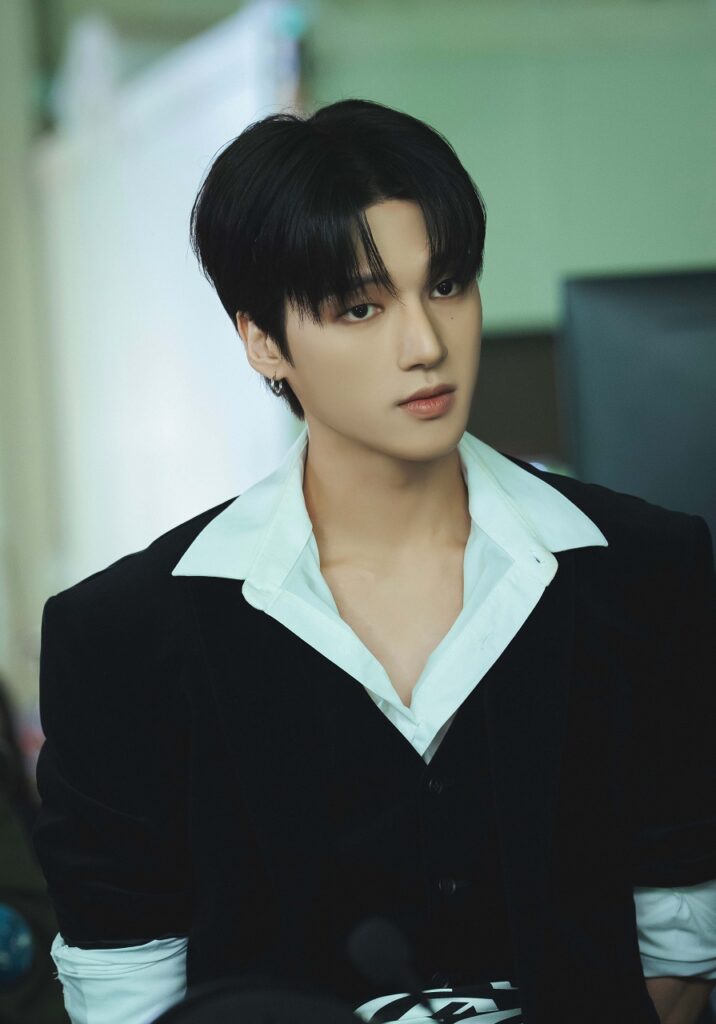 ATEEZ : LIGHT THE WAY Comes To The Big Screen
