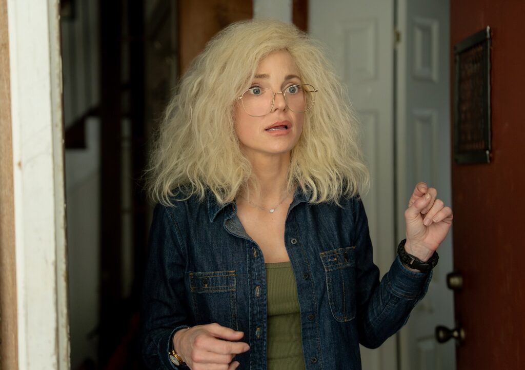 Scary Movie Review: It's Exactly What You Expect